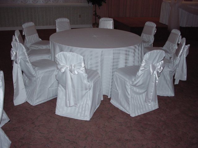 whitetuxchaircovertuxcloth.jpg